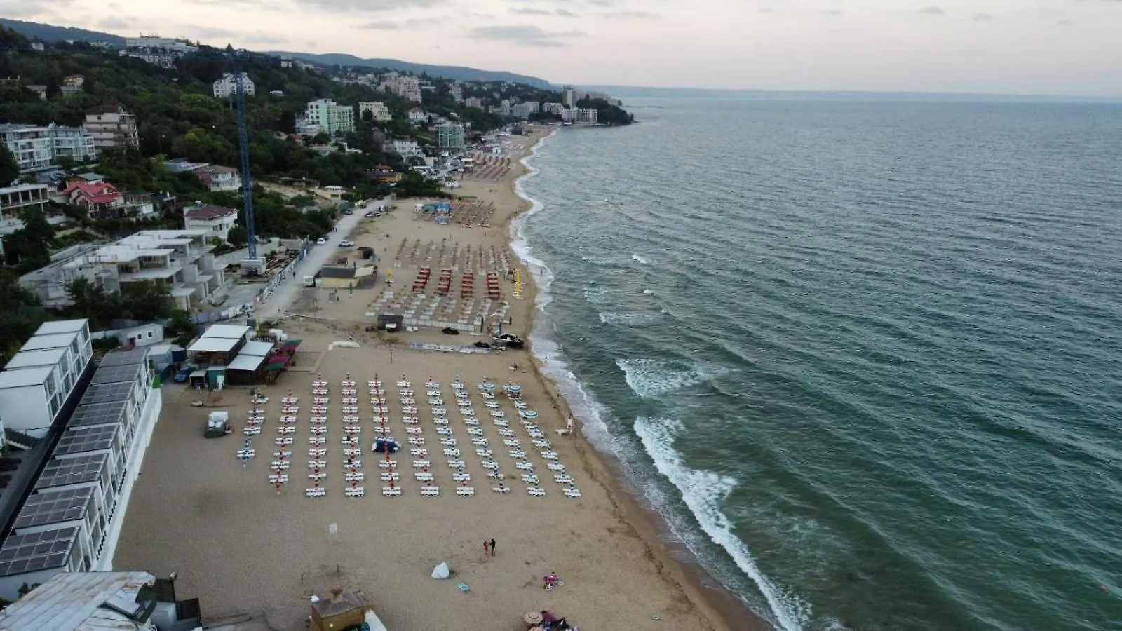 Ваканционни Къщи'На Брега' Holiday Houses On The Coast 瓦爾納 招待所